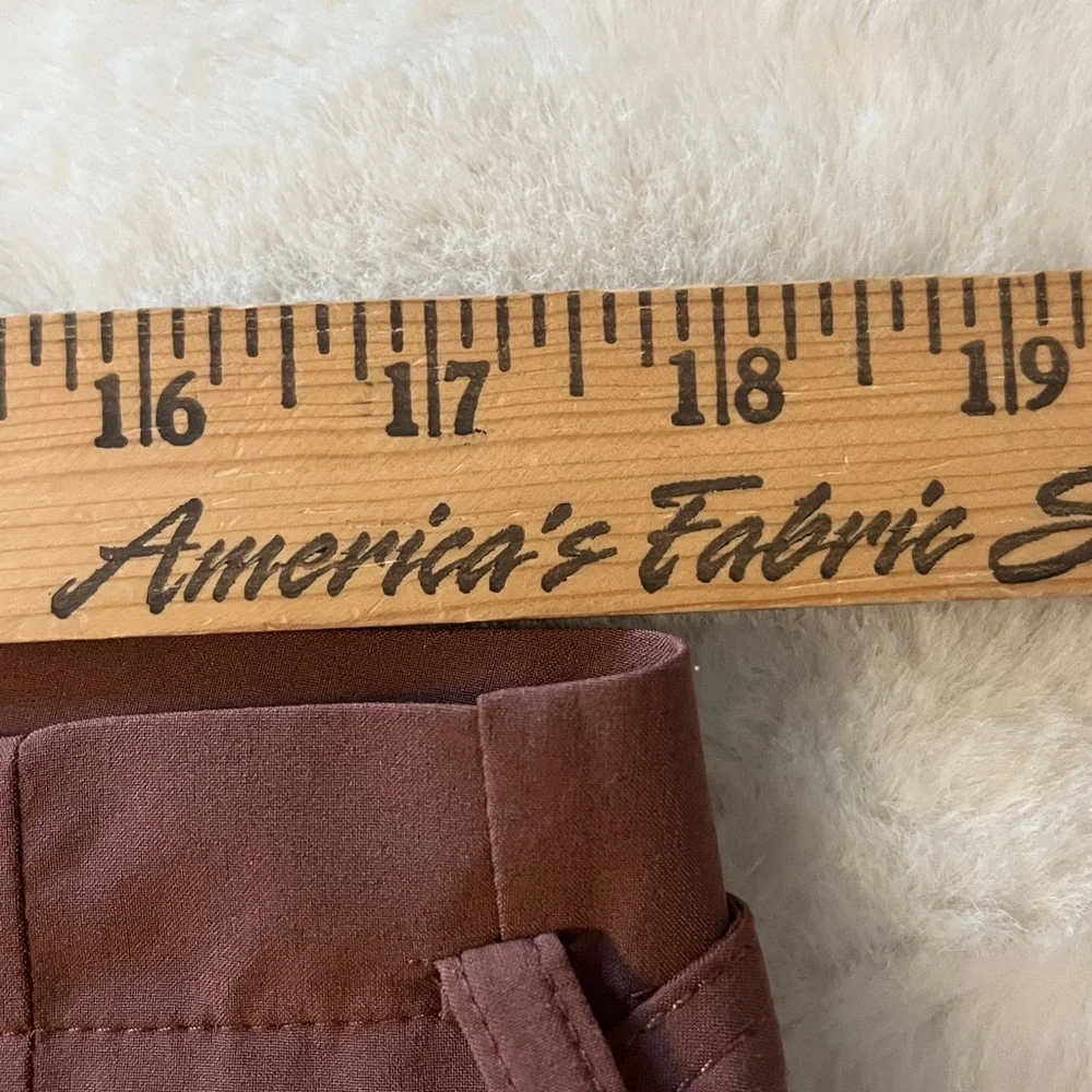 ATHLETA‎ Skyline II High Waisted Belted Shorts Brown (Hearth Rose) Size 14 - Picture 10 of 16